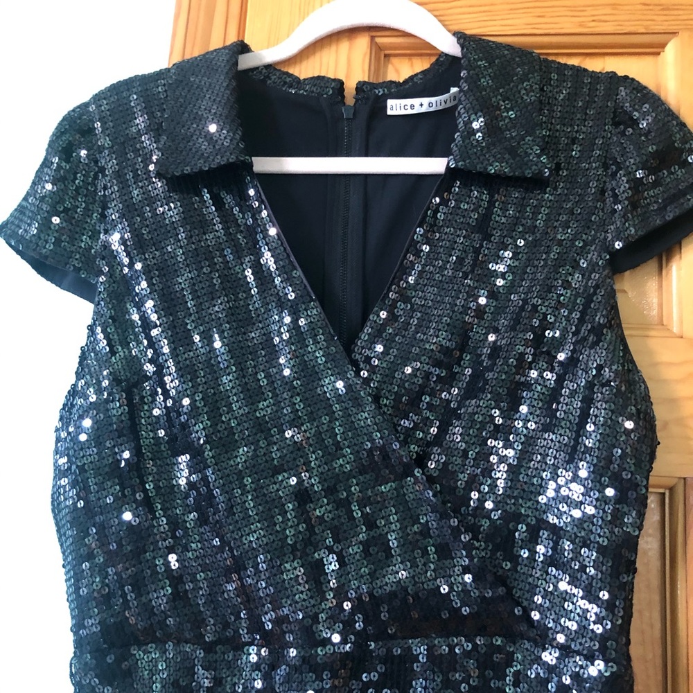Never worn, Alice & Olivia sequin dress, black